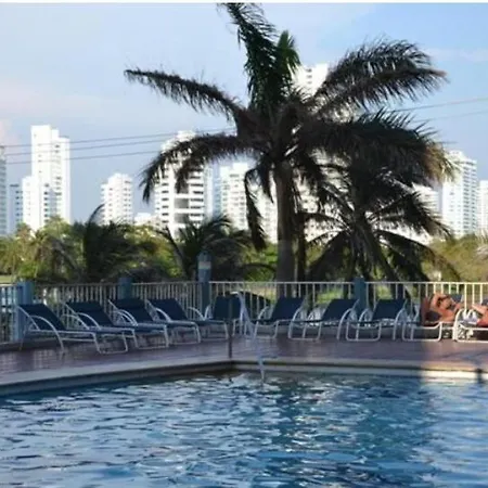 Tres Carabelas Apartamento